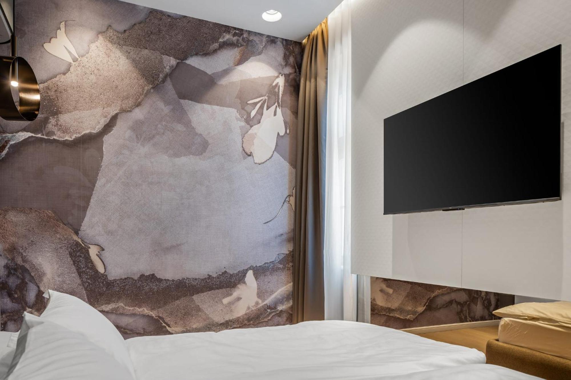 Monamel Luxury Suites Split Exterior photo